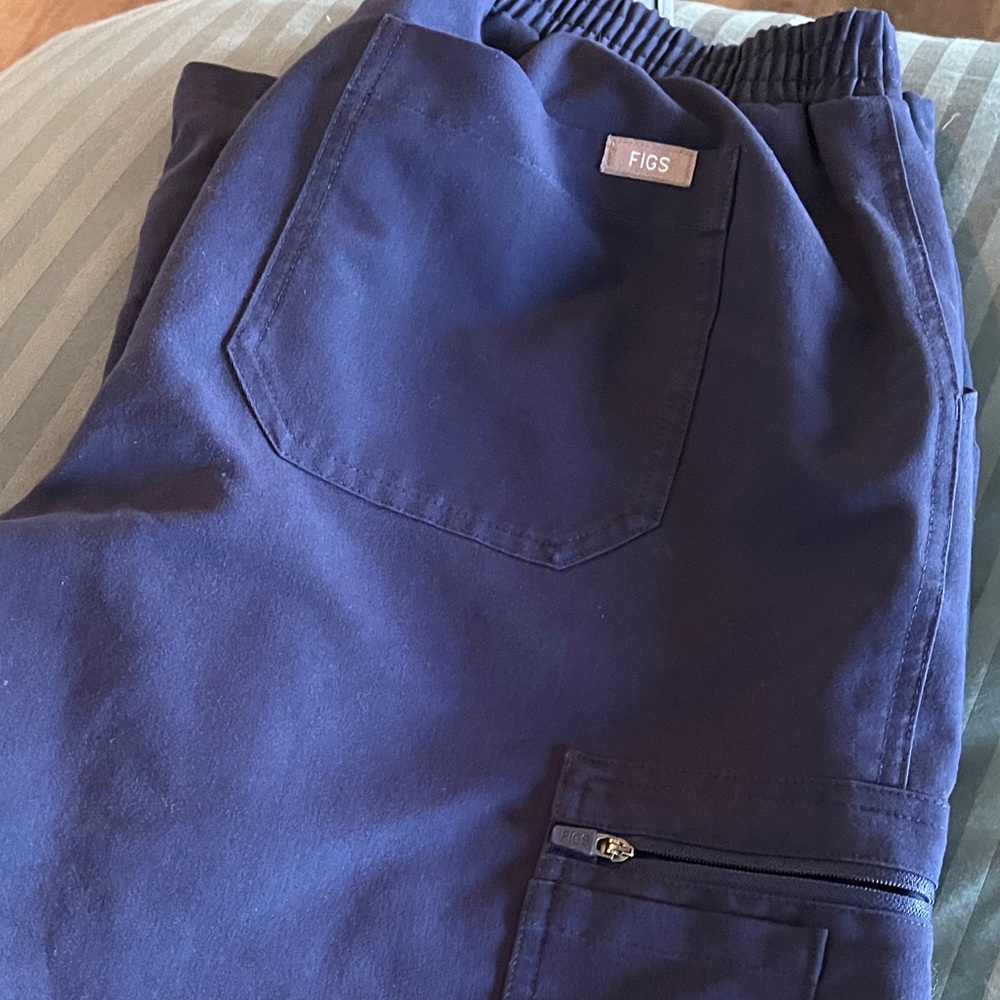 FIGS Navy Pants yola